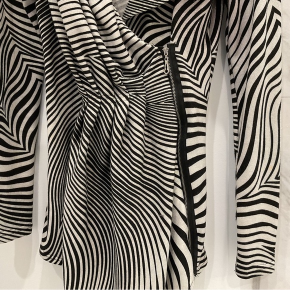 🔴GIOIA ZEBRA TOP🔴 - Picture 4 of 8